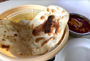 Newton food centerでは、なぜかいつもカレーを食べています。